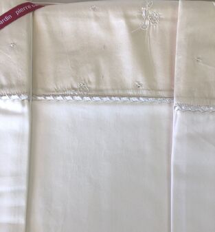 Νυφικό Κουβερλί 230Χ250 Σχ.8150-433 Pierre Cardin